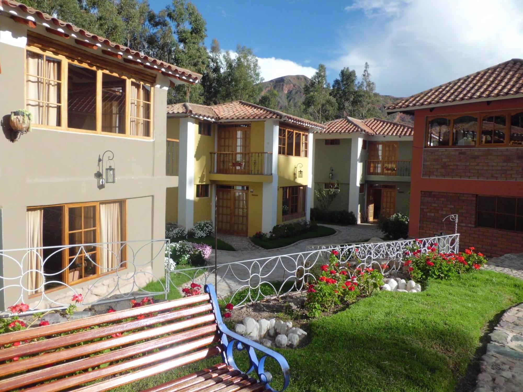 Hotel Pisonay Pueblo Urubamba Buitenkant foto